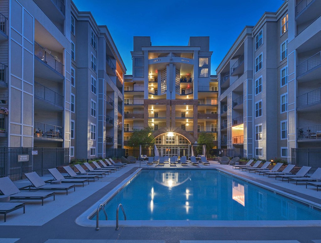 The Citizen At Shirlington Village Apartments, 3000 S Randolph Street